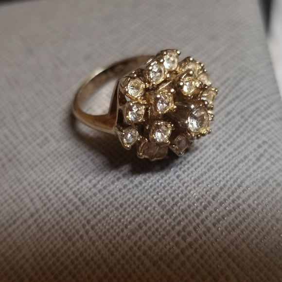 Vintage 18k GE ring - Picture 2 of 11